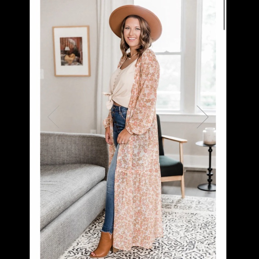 NWOT Floral Long Sleeve Duster